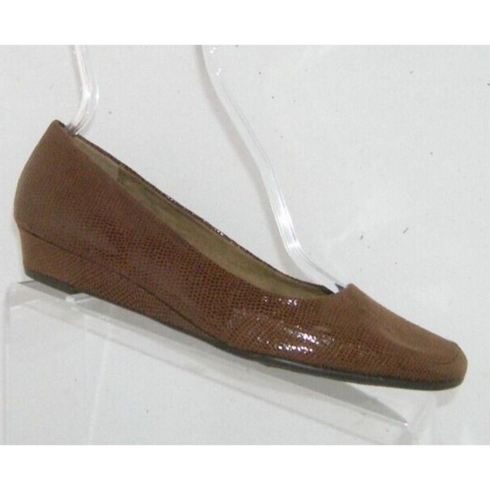 Aerosoles Clean Slate brown animal print square toe slip on wedges 8.5M